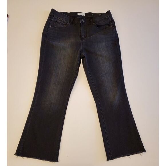 Loft Women's - Size 8P frayed demi boot leg jeans Dark Gray/Black - Picture 5 of 10